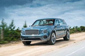 Koncept Bentley EXP 9F, z něhož by měl vzejít model Falcon.