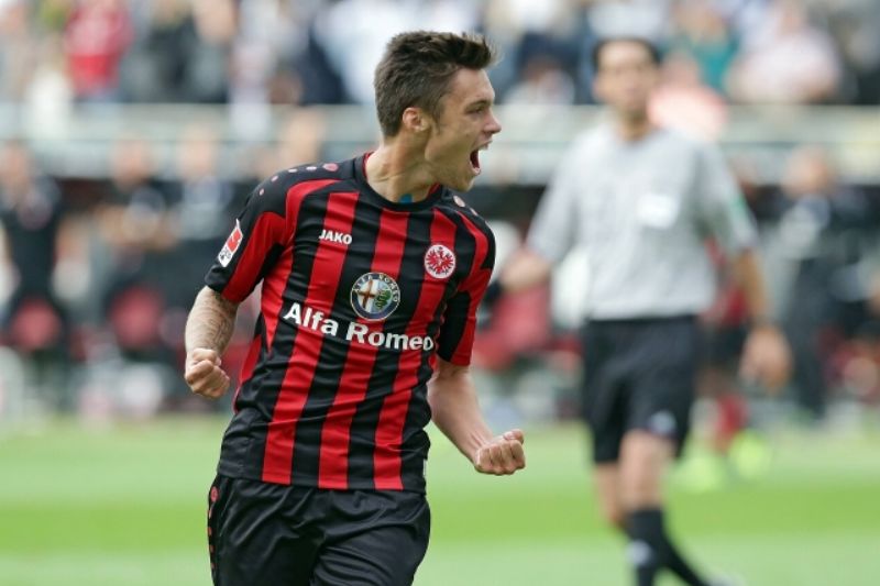 Útočník Frankfurtu Václav Kadlec se opět gólově prosadil.