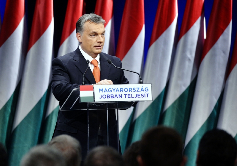 Maďarský premiér Viktor Orbán chce znárodňovat. Maďarský premiér Viktor Orbán chce znárodňovat.