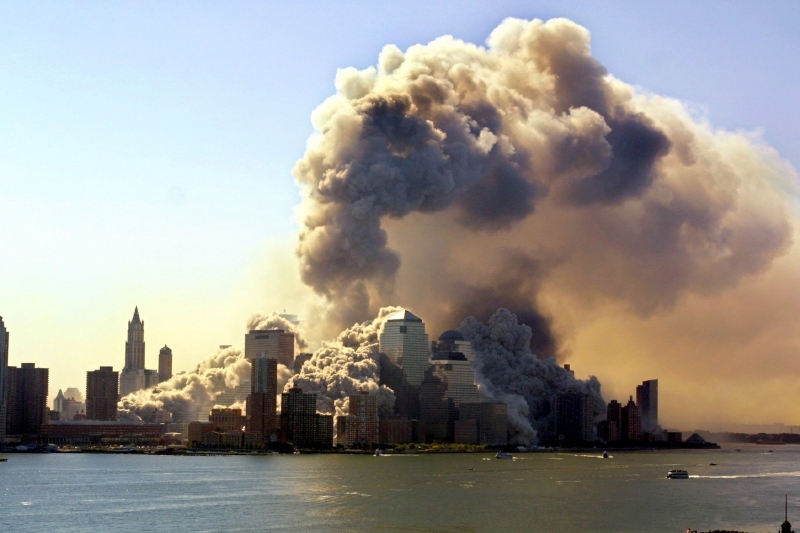 Soud dospěl k závěru, že tričko bylo nošeno pro nemístné připomínání atentátů islamistů z 11. září 2001 v USA. Soud dospěl k závěru, že tričko bylo nošeno pro nemístné připomínání atentátů islamistů z 11. září 2001 v USA.