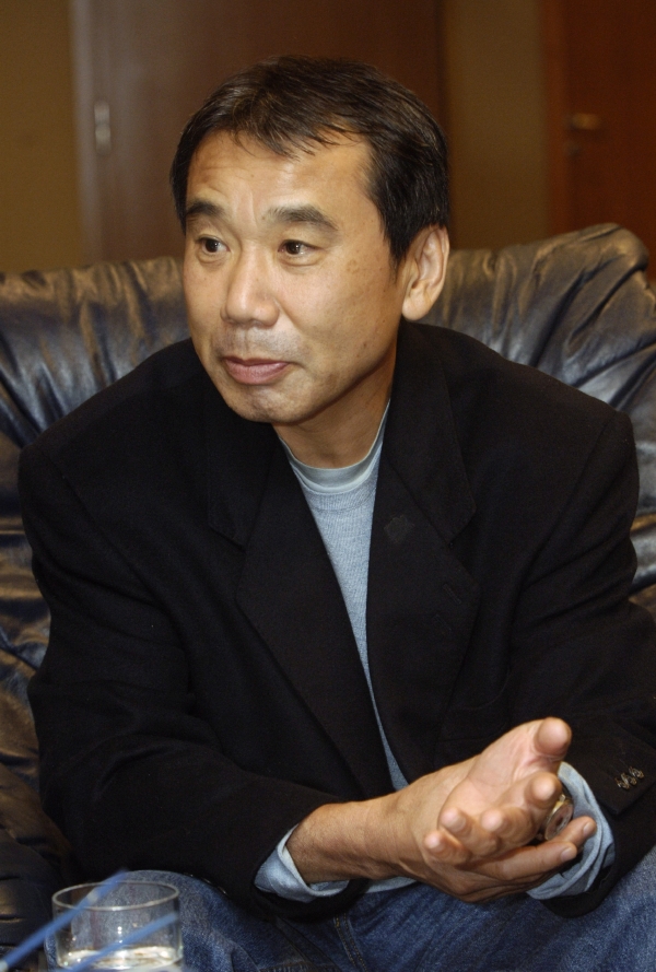 Haruki Murakami je žhavým kandidátem na zisk Nobelovy ceny za literaturu. Haruki Murakami je žhavým kandidátem na zisk Nobelovy ceny za literaturu.