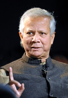 Mikroúvěry vymyslel bangladéšský bankéř Muhammad Júnus, vysloužil si Nobelovu cenu míru.