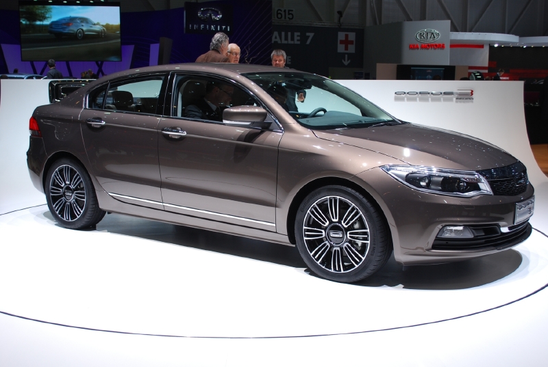 Při vývoji vozu Qoros 3 Sedan se automobilka inspirovala německým designem.