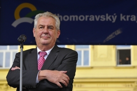 Miloš Zeman během projevu v Brně. 