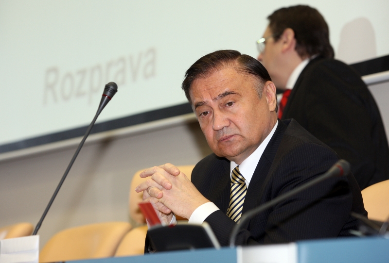 Senátor Vladimír Dryml. Senátor Vladimír Dryml.