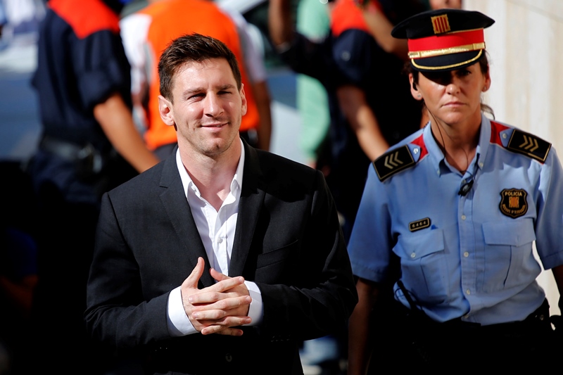 Lionel Messi dorazil ke španělskému soudu v očividně dobrém rozmaru.