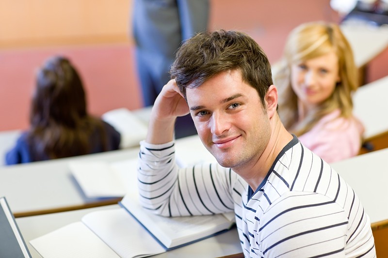 Studenti.