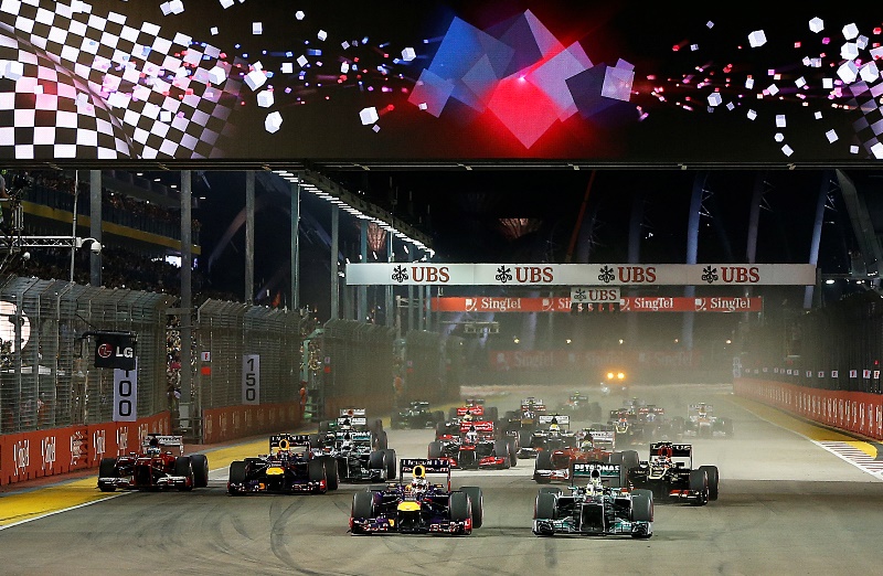 Závodní program Velké ceny Koreje formule 1 ohrožuje tajfun. Závodní program Velké ceny Koreje formule 1 ohrožuje tajfun.