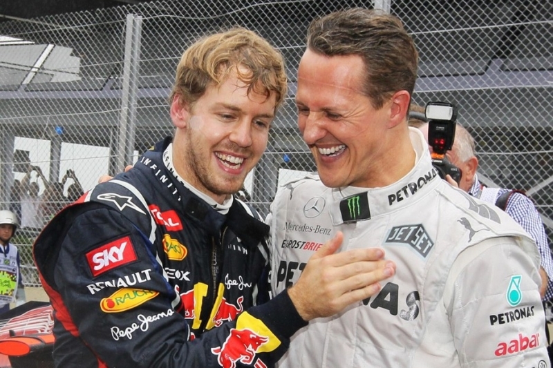 Sebastian Vettel (vlevo) a Michael Schumacher. Sebastian Vettel (vlevo) a Michael Schumacher.