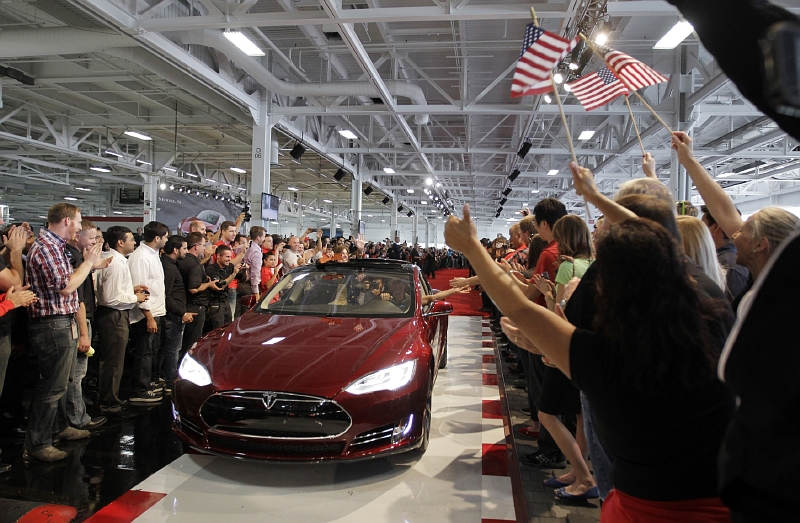 Model S, elektromobil společnosti Tesla. Model S, elektromobil společnosti Tesla.