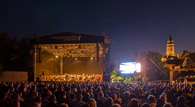 Jedním z dílčích festivalů Roku české hudby bude i ten krumlovský. Jeho ředitel Jaromír Boháč nesouhlasí s některými kroky ministerstva kultury. Jedním z dílčích festivalů Roku české hudby bude i ten krumlovský. Jeho ředitel Jaromír Boháč nesouhlasí s některými kroky ministerstva kultury.