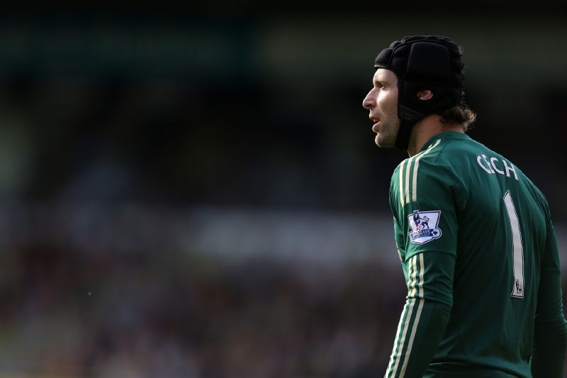 Gólman Petr Čech si cení výhry na hřišti Norwiche. Gólman Petr Čech si cení výhry na hřišti Norwiche.