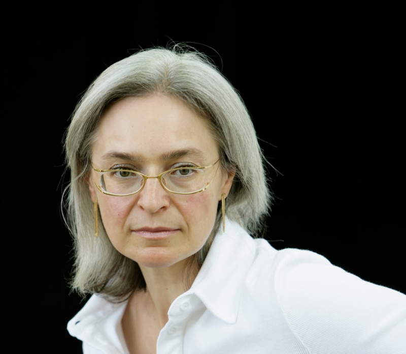 Anna Politkovská známá především kritikou ruské politiky v Čečensku. Anna Politkovská známá především kritikou ruské politiky v Čečensku.