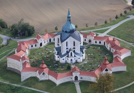 Poutní kostel sv. Jana Nepomuckého na Zelené hoře ve Žďáru nad Sázavou.
