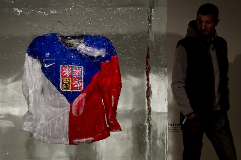 Na olympiádě v Soči se představí hráči národního týmu v hodně neobvyklých dresech. Na olympiádě v Soči se představí hráči národního týmu v hodně neobvyklých dresech.