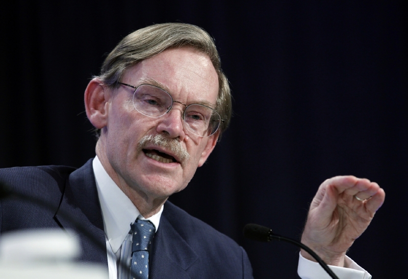 Bankéř Robert Zoellick se vrátil do americké investiční banky Goldman Sachs. Bankéř Robert Zoellick se vrátil do americké investiční banky Goldman Sachs.