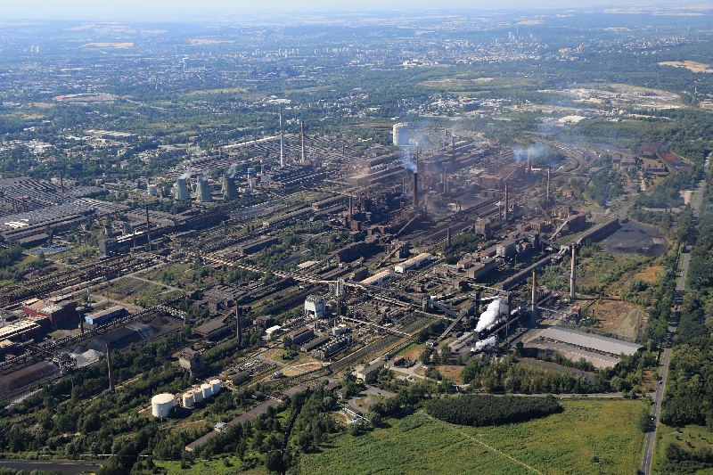 Velkým českým znečišťovatelem je ArcelorMittal Ostrava.