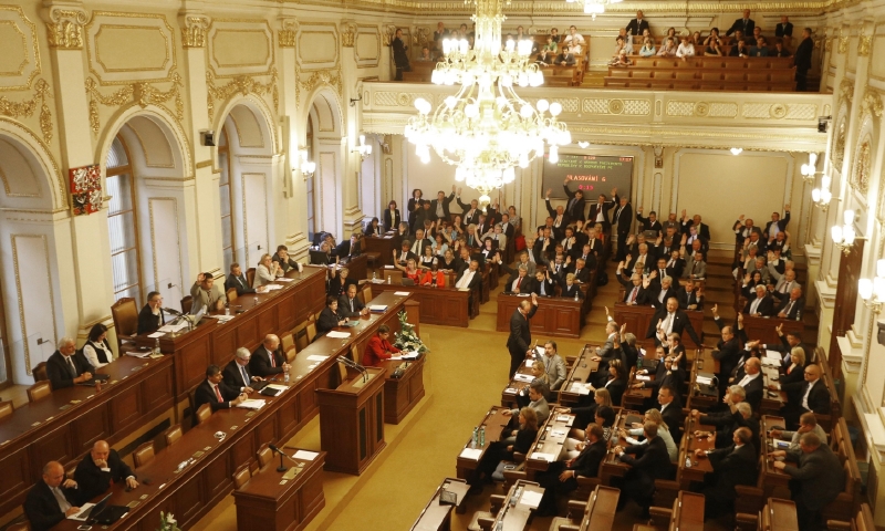 Pohled do Poslanecké sněmovny. Pohled do Poslanecké sněmovny.