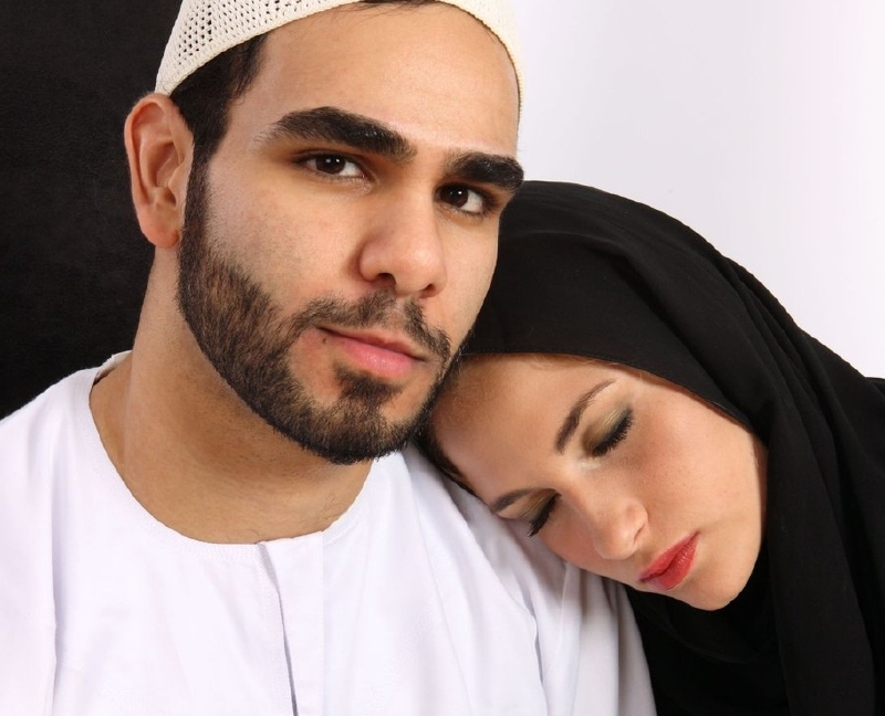 Dnes večer to rozjedeme. Přišla zásilka z Halal Sex Shopu (ilustrační foto). Dnes večer to rozjedeme. Přišla zásilka z Halal Sex Shopu (ilustrační foto).