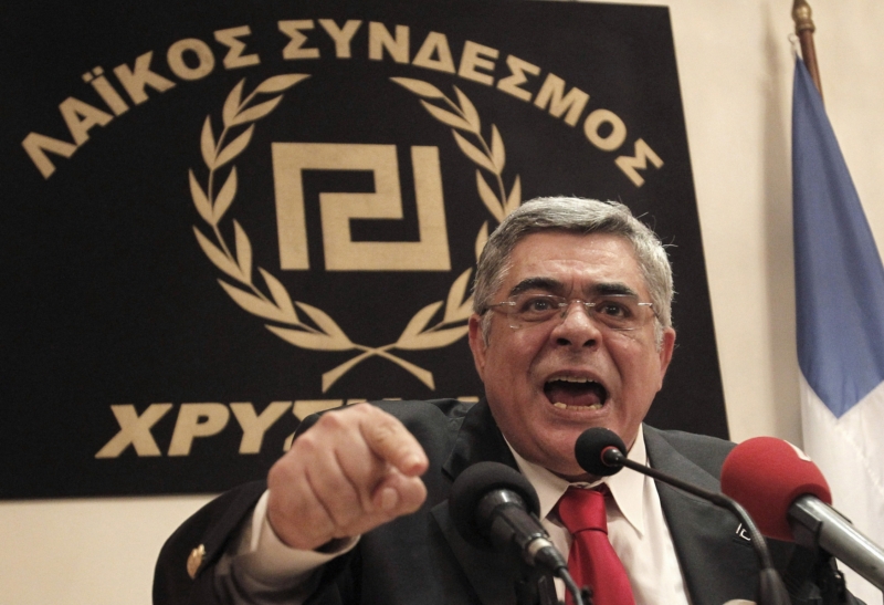 Předseda Zlatého úsvitu Nikolaos Michaloliakos. Předseda Zlatého úsvitu Nikolaos Michaloliakos.
