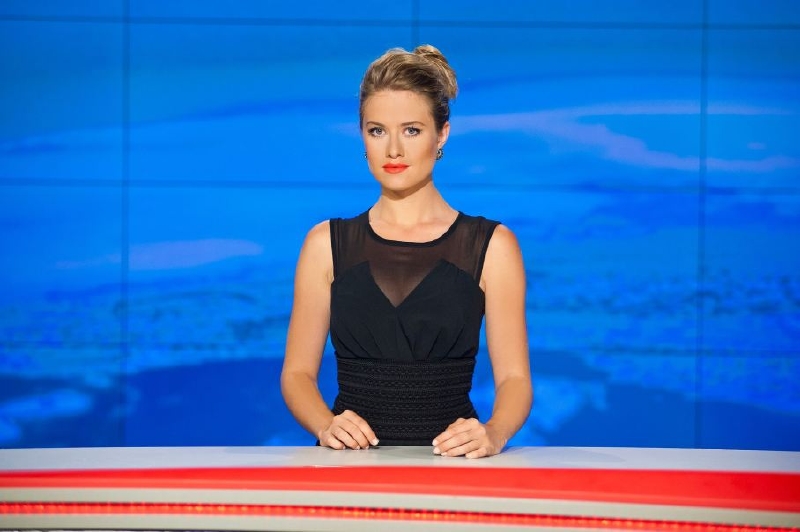 Moderátorka Nočních Televizních novin Emma Smetana. 