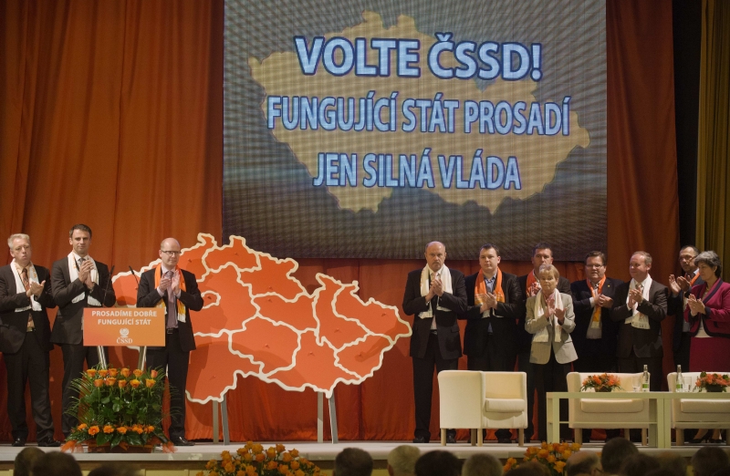 Někteří členové sociální demokracie se bouří vůči současné podobě kandidátek. Někteří členové sociální demokracie se bouří vůči současné podobě kandidátek.