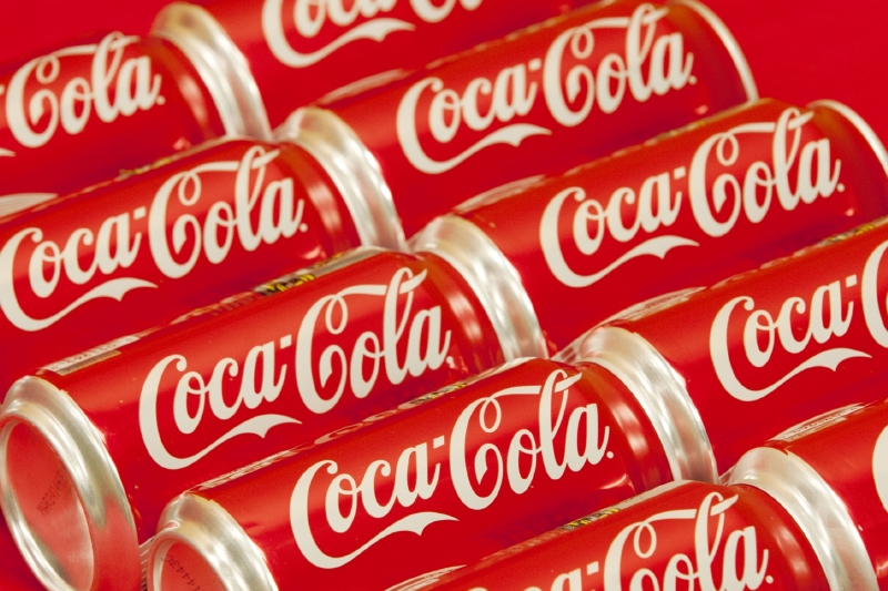 Coca-Cola přehodnotila svůj plán ve výstavbě nových hal v Praze. Coca-Cola přehodnotila svůj plán ve výstavbě nových hal v Praze.