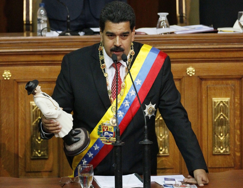 Nicolás Maduro viní buržoazii z rozpoutání ekonomické války proti venezuelskému lidu.