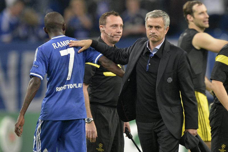 Mourinho se na střídačku Chelsea chvíli nepodívá. Mourinho se na střídačku Chelsea chvíli nepodívá.