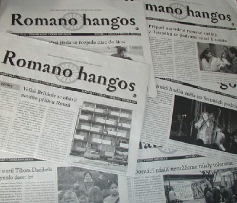 Romské noviny.
