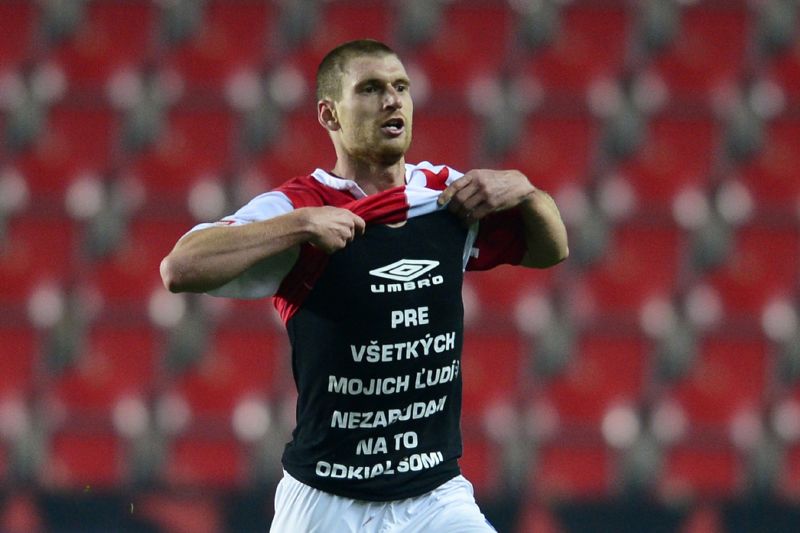 Autor vítězného gólu Slavie Martin Juhar na dálku pozdravil fanoušky.