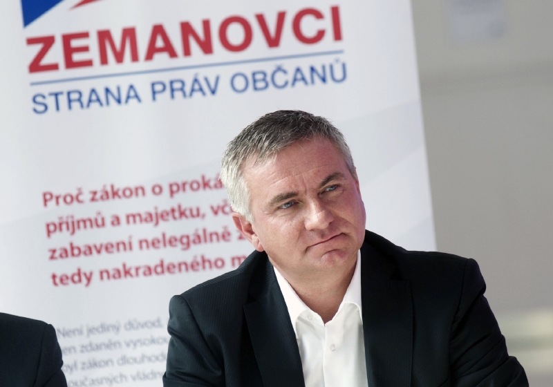 Kancléř Vratislav Mynář.
