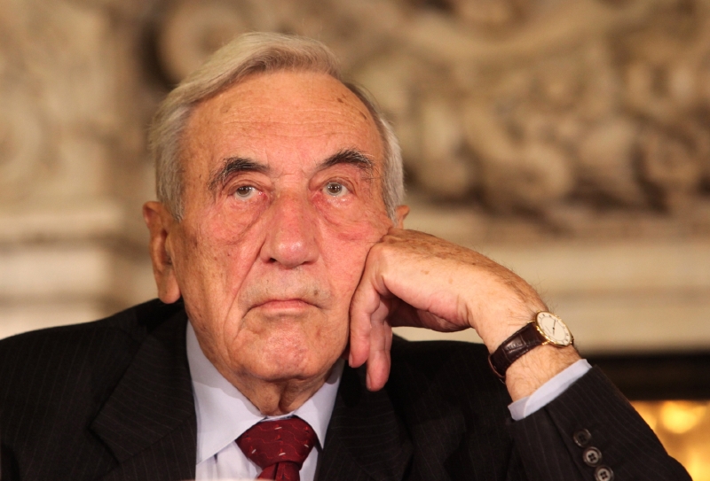 Tadeusz Mazowiecki. Tadeusz Mazowiecki.