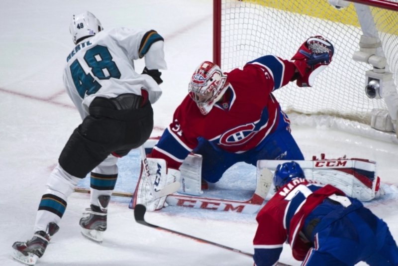 Tomáš Hertl (vlevo). Tomáš Hertl (vlevo).