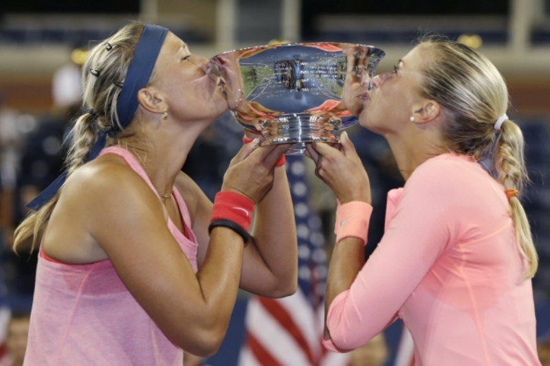 Lucie Hradecká (vlevo) a Andrea Hlaváčková společně vyhrály například prestižní US Open.