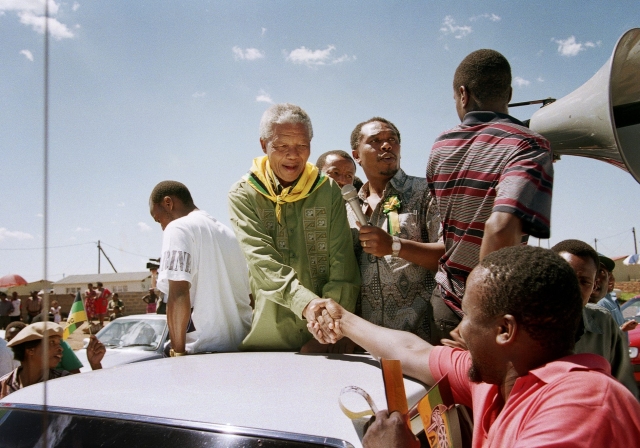 Nelson Mandela v roce 1994.