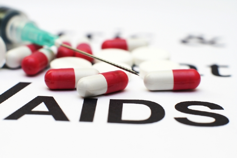 Počet nakažených virem HIV v Česku v posledním desetiletí každoročně narůstá. Počet nakažených virem HIV v Česku v posledním desetiletí každoročně narůstá.