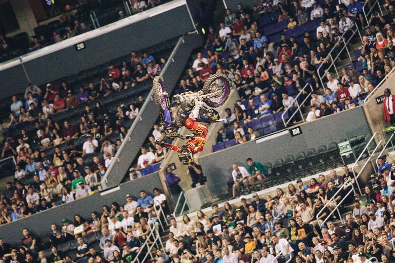 Liberec čeká závod mistrovství světa ve freestyle motocrossu.