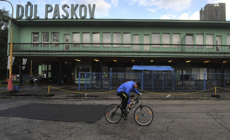 Firma OKD, kterou vlastní těžební společnost NWR, plánuje do konce roku 2014 uzavření Dolu Paskov. 