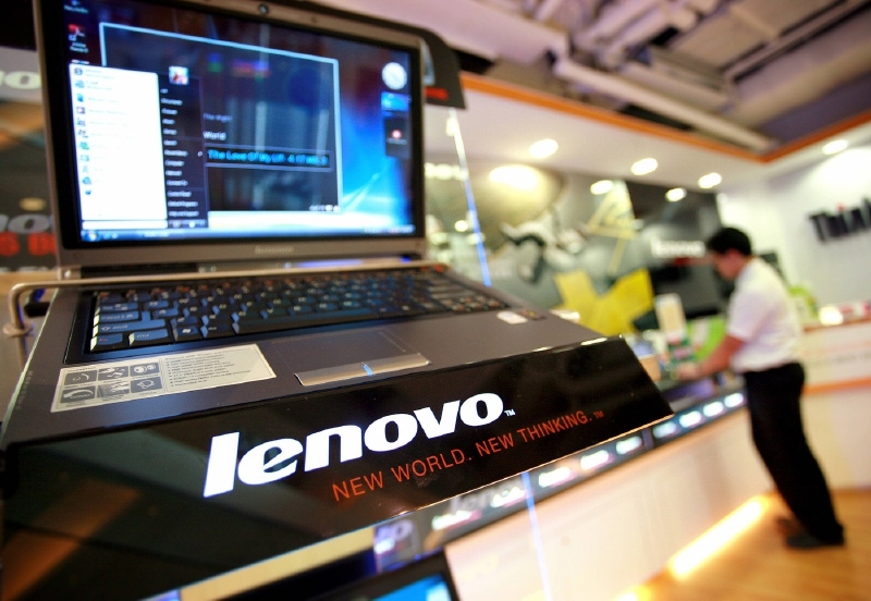 Lenovo předstihla na světovém trhu osobních počítačů americkou Hewlett-Packard. Lenovo předstihla na světovém trhu osobních počítačů americkou Hewlett-Packard.
