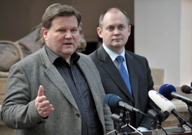 Zdeněk Škromach a Michal Hašek na archivním snímku.