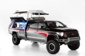 Proměna velkého pick-upu Toyota Tundra.