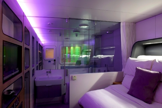 Kapslový hotel na londýnském letišti Gatwick. Kapslový hotel na londýnském letišti Gatwick.