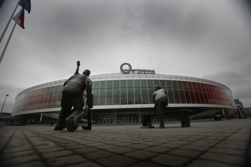 O2 arena připadne Petru Kellnerovi. O2 arena připadne Petru Kellnerovi.