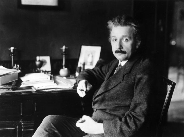 Albert Einstein je mnohými považován za nejchytřejšího člověka, který kdy žil.