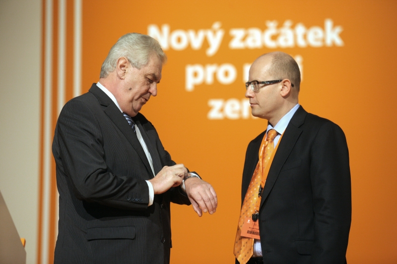 Miloš Zeman (vlevo) a Bohuslav Sobotka. Miloš Zeman (vlevo) a Bohuslav Sobotka.