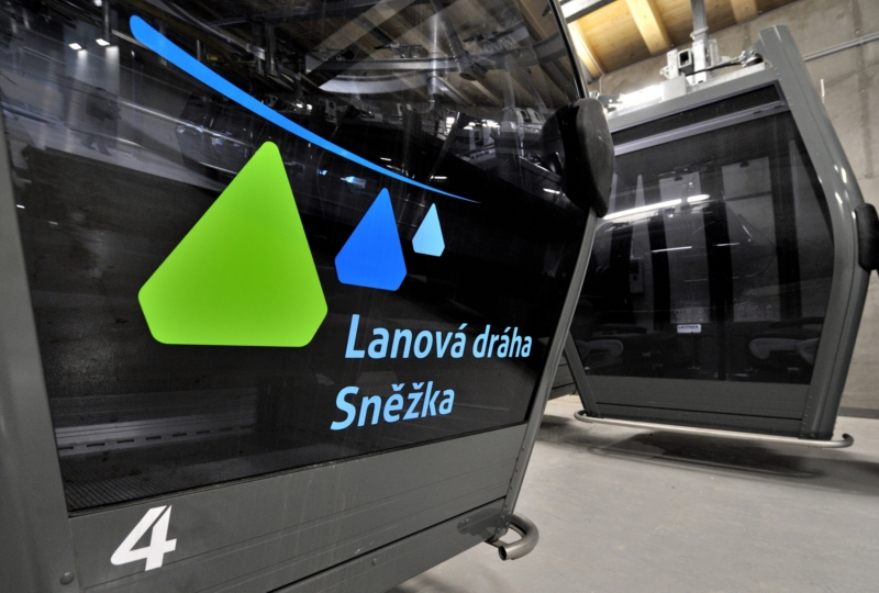 Nová kabinová lanovka na nejvyšší českou horu Sněžku je po stavební stránce hotová.