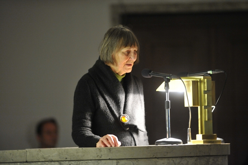 Signatářka Charty 77 Dana Němcová byla v neděli mezi oceněnými. Signatářka Charty 77 Dana Němcová byla v neděli mezi oceněnými.