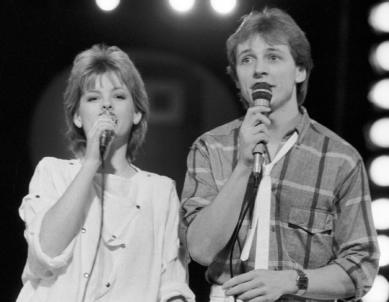 Iveta Bartošová na koncertě s Petrem Sepéšim v roce 1985.