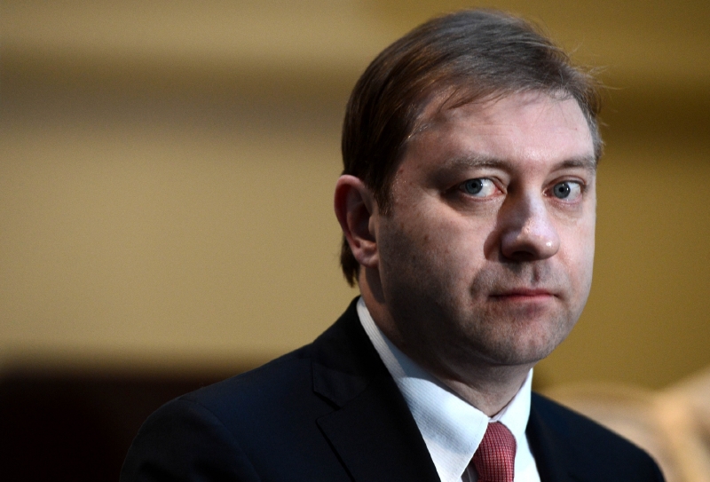 Nový šéf poslanců ČSSD Roman Sklenák, který ve funkci nahradil Jeronýma Tejce. Nový šéf poslanců ČSSD Roman Sklenák, který ve funkci nahradil Jeronýma Tejce.